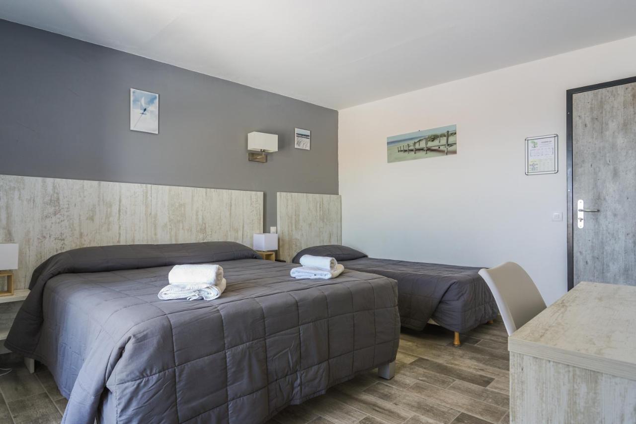 Hotel Les Palmiers En Camargue Saintes-Maries-de-la-Mer Exterior photo